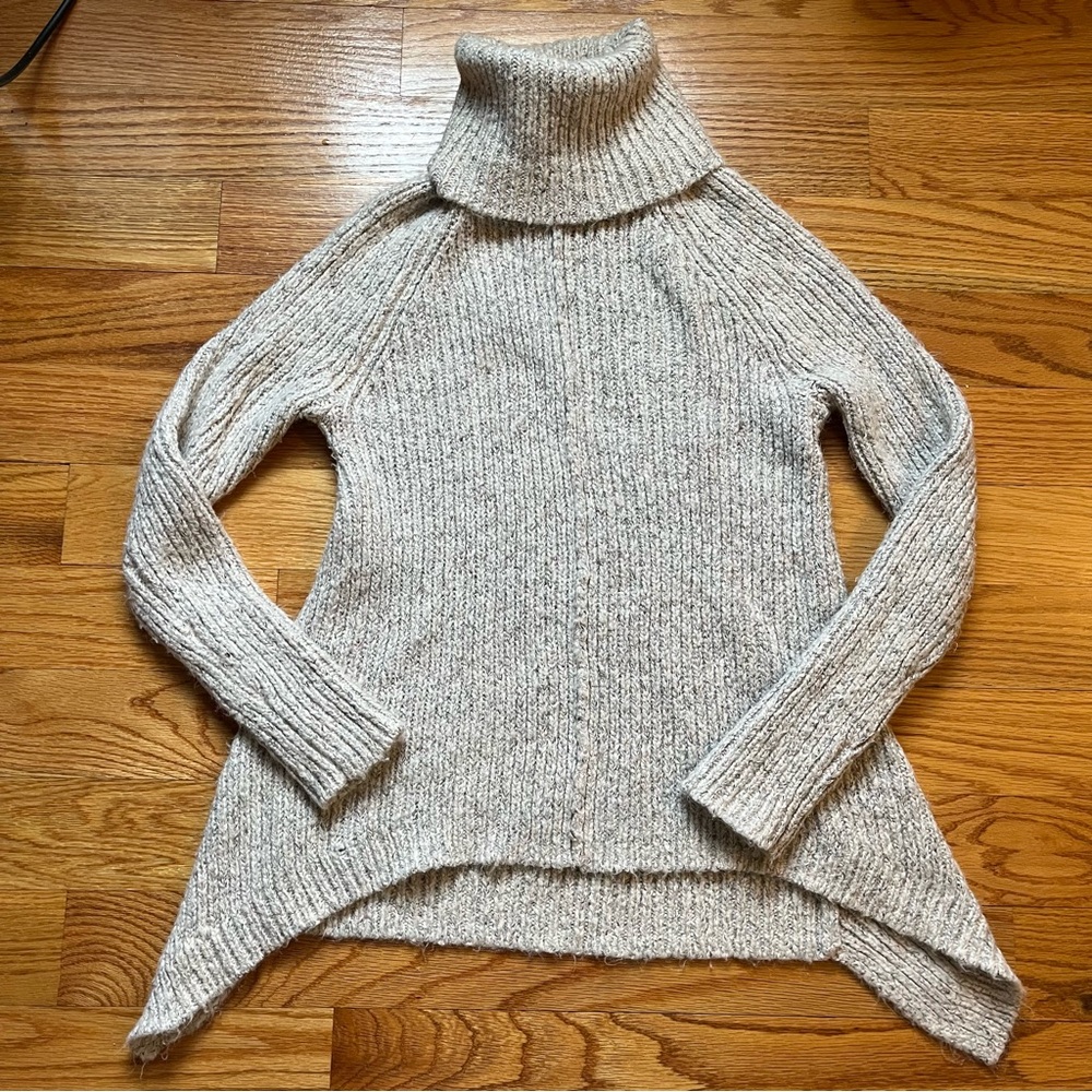 Fat Face rolled neck cream knit sweater size 2